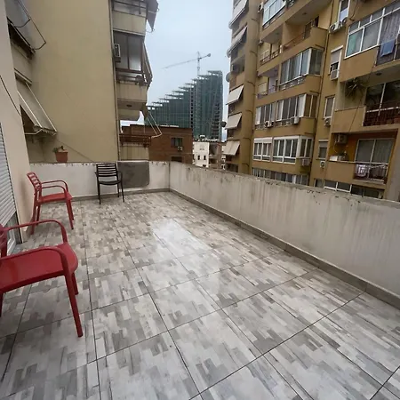 Dolce Apartman Tirana